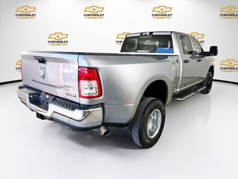 Used 2024 RAM 3500 Tradesman w/ Chrome Appearance Group image 7