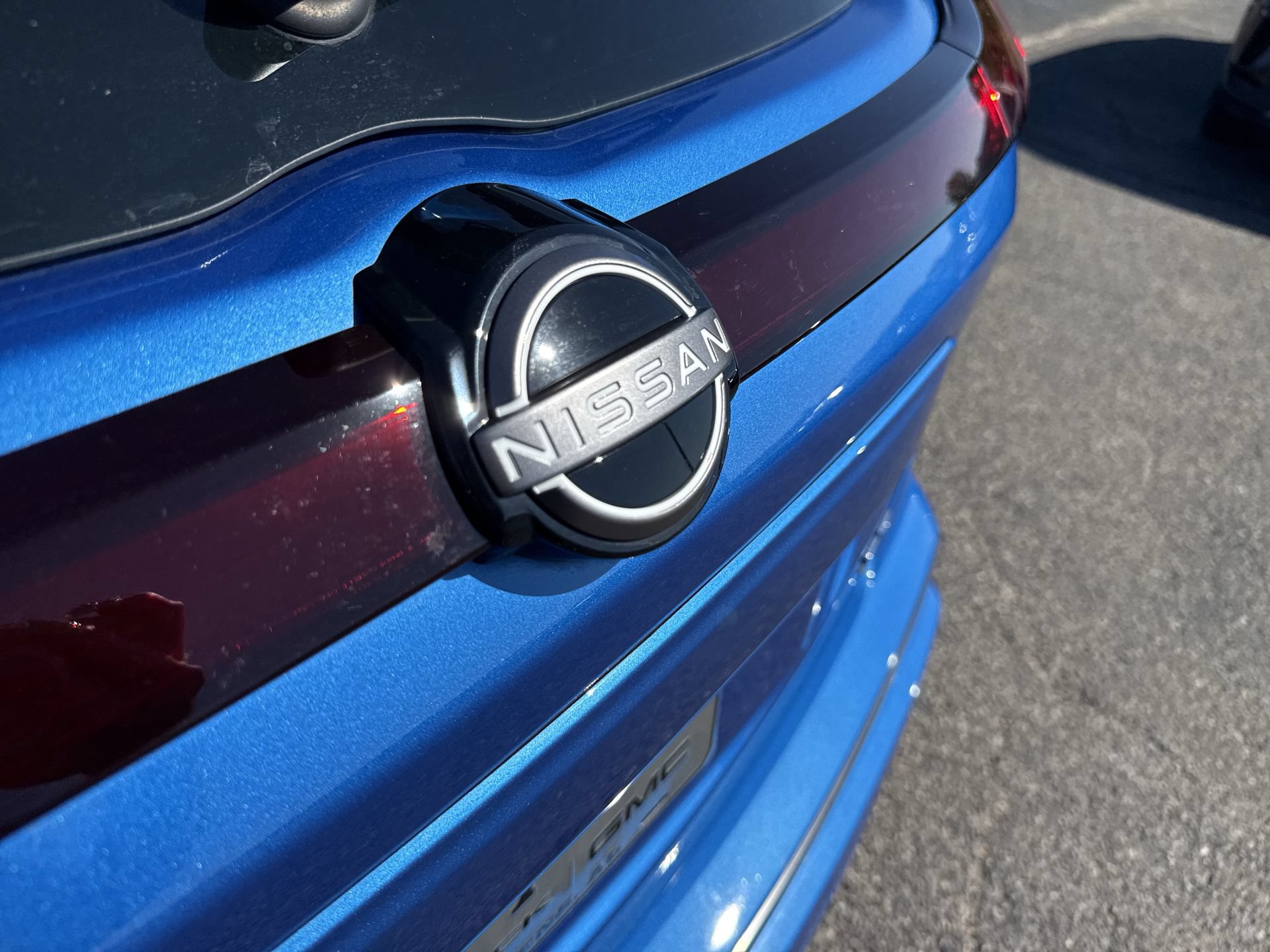 Used 2023 Nissan Kicks SR FWD image 40