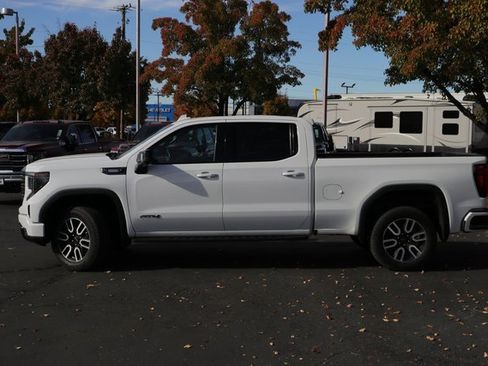 Used 2024 GMC Sierra 1500 AT4 w/ AT4 Premium Package image 3