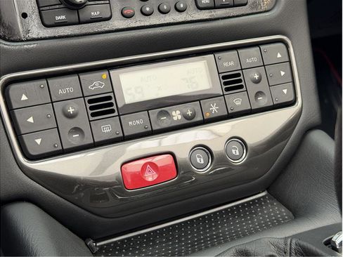 Used 2017 Maserati GranTurismo Sport RWD image 16