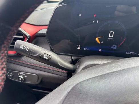 Used 2024 Chevrolet TrailBlazer RS image 33