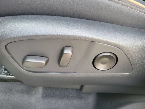 Certified 2025 Chevrolet Traverse High Country w/ LPO, Floor Liner Package FWD image 23
