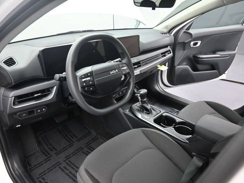 New 2026 Kia K4 FWD image 16