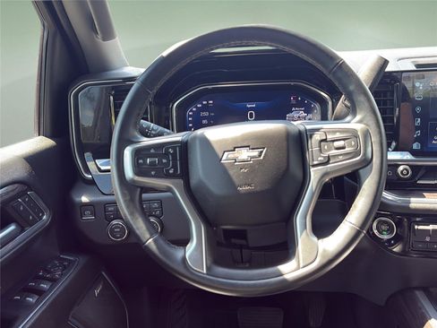 Used 2024 Chevrolet Silverado 2500 LTZ w/ LTZ Plus Package AWD/4WD image 11