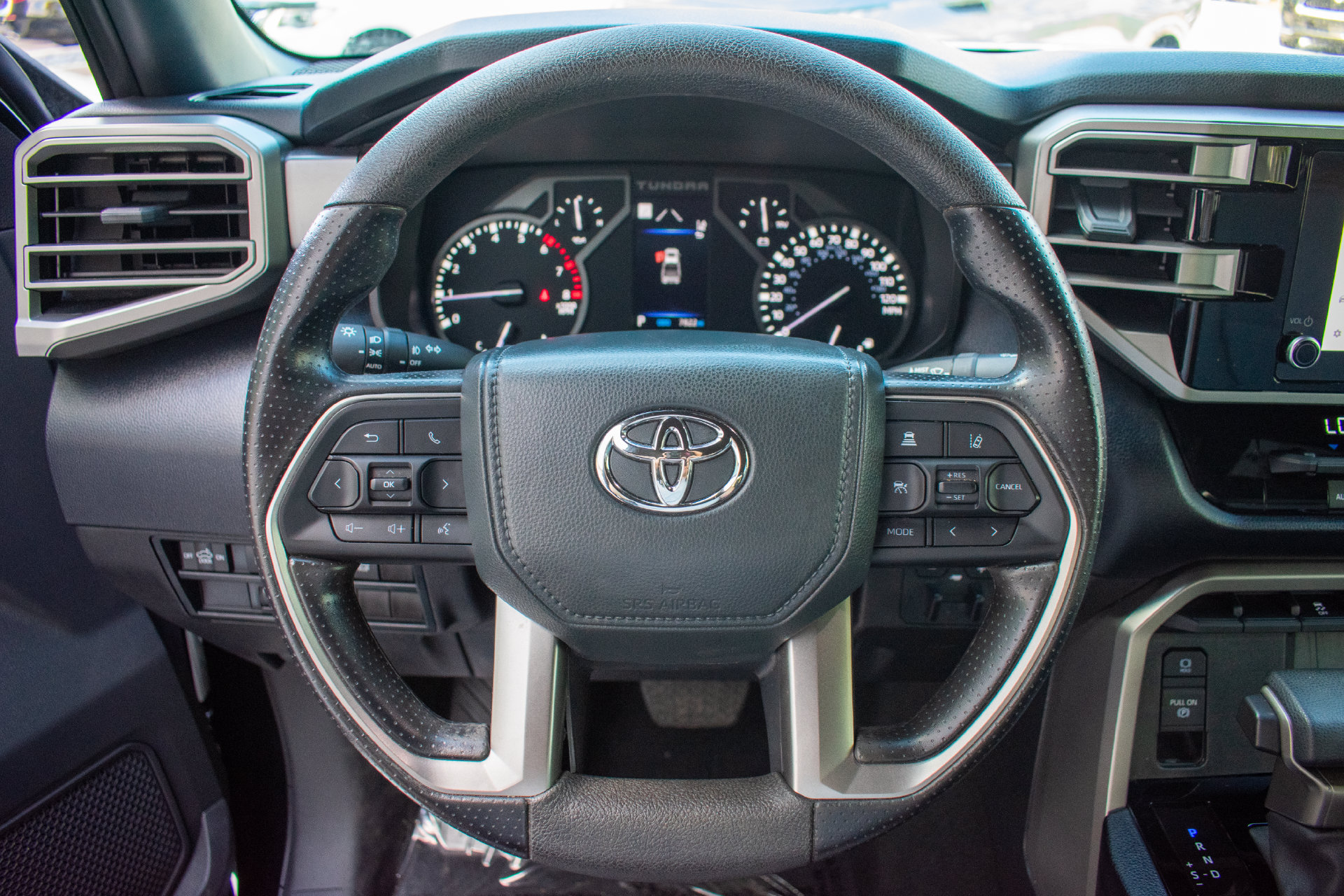 Used 2025 Toyota Tundra SR5 AWD/4WD image 28