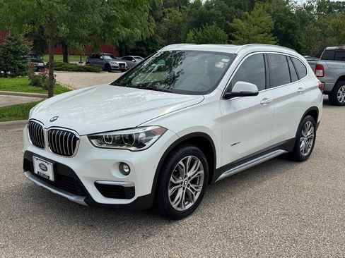 Used 2016 BMW X1 xDrive28i AWD/4WD image 1