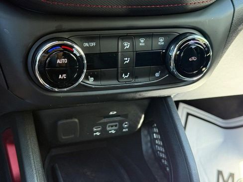 Used 2023 Chevrolet TrailBlazer RS w/ Sun and Liftgate Package AWD/4WD image 22