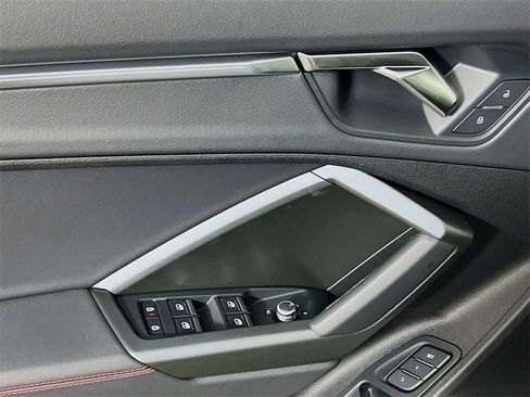New 2025 Audi Q3 2.0T Premium Plus w/ Premium Plus Package image 18