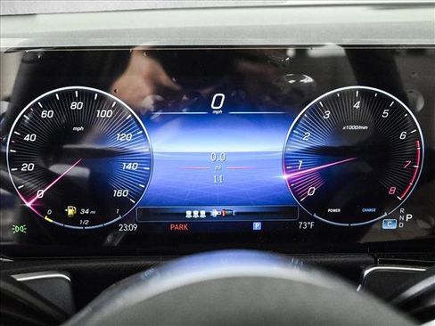 New 2026 Mercedes-Benz GLB 250 4MATIC image 11