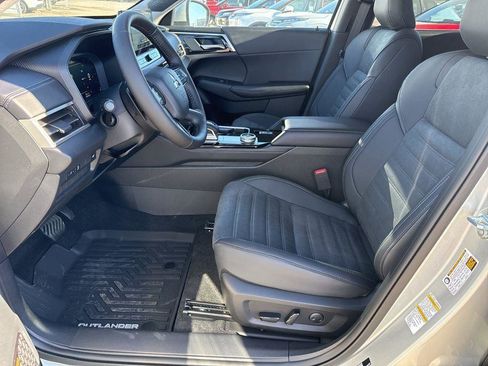 New 2026 Mitsubishi Outlander SE FWD image 22