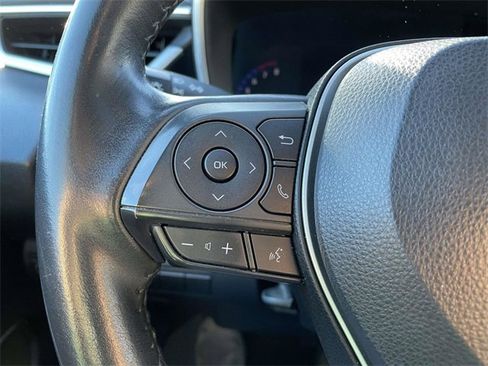 Used 2020 Toyota Corolla XSE image 24