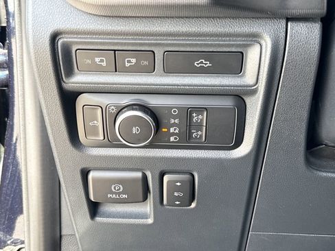 Used 2022 Ford F150 Platinum w/ Equipment Group 701A High image 14