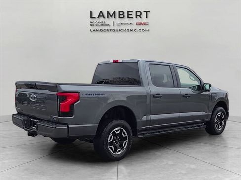 Used 2023 Ford F150 Lightning XLT AWD/4WD image 5