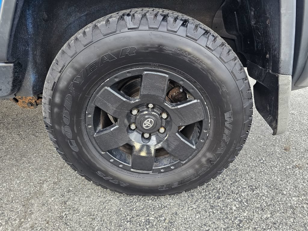 Used 2007 Toyota FJ Cruiser 4WD w/ Upgrade Pkg 1 image 18