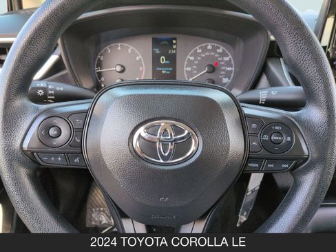 Used 2024 Toyota Corolla LE image 12