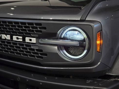 Used 2021 Ford Bronco Badlands image 13