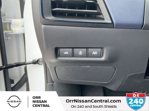 New 2026 Nissan Sentra SL w/ Floor Mat Package FWD image 19