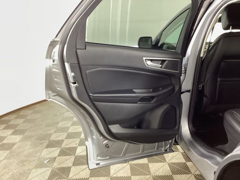 Used 2023 Ford Edge SEL w/ Convenience Package AWD/4WD image 13