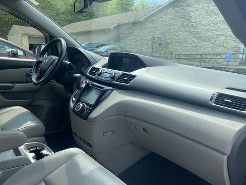 Used 2014 Honda Odyssey EX-L image 17