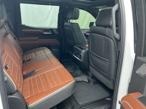 Used 2025 GMC Sierra 1500 Denali Ultimate AWD/4WD image 24