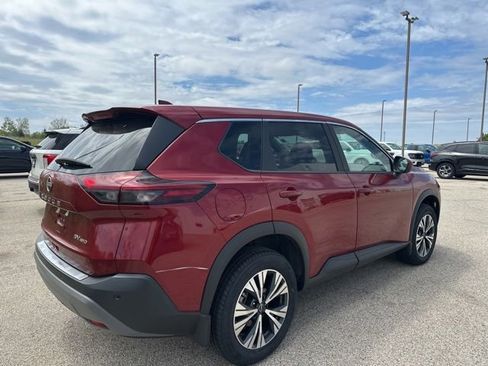 Used 2023 Nissan Rogue SV AWD/4WD image 3