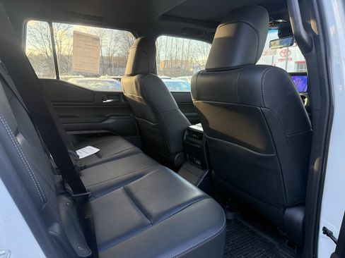 Certified 2025 Toyota Land Cruiser Base image 16