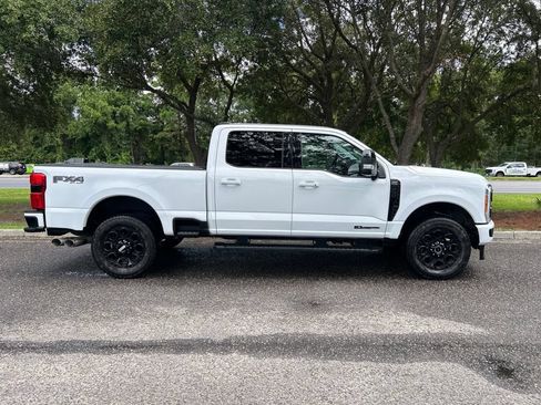 Used 2023 Ford F250 Lariat w/ Black Appearance Package AWD/4WD image 5