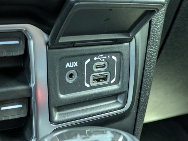 New 2026 Jeep Wrangler Unlimited Sahara AWD/4WD image 25