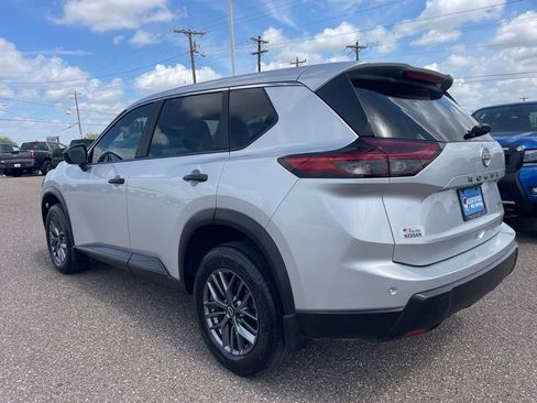 Certified 2024 Nissan Rogue S AWD/4WD image 5