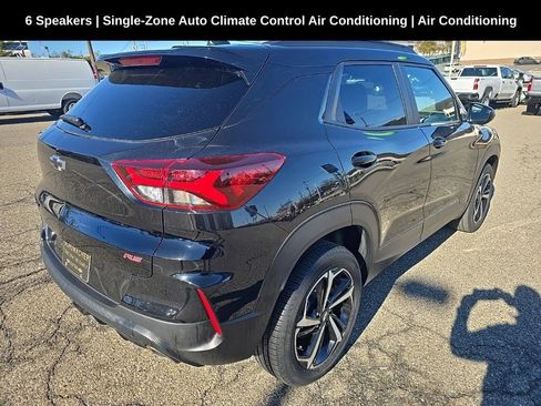 Used 2023 Chevrolet TrailBlazer RS w/ Convenience Package image 3