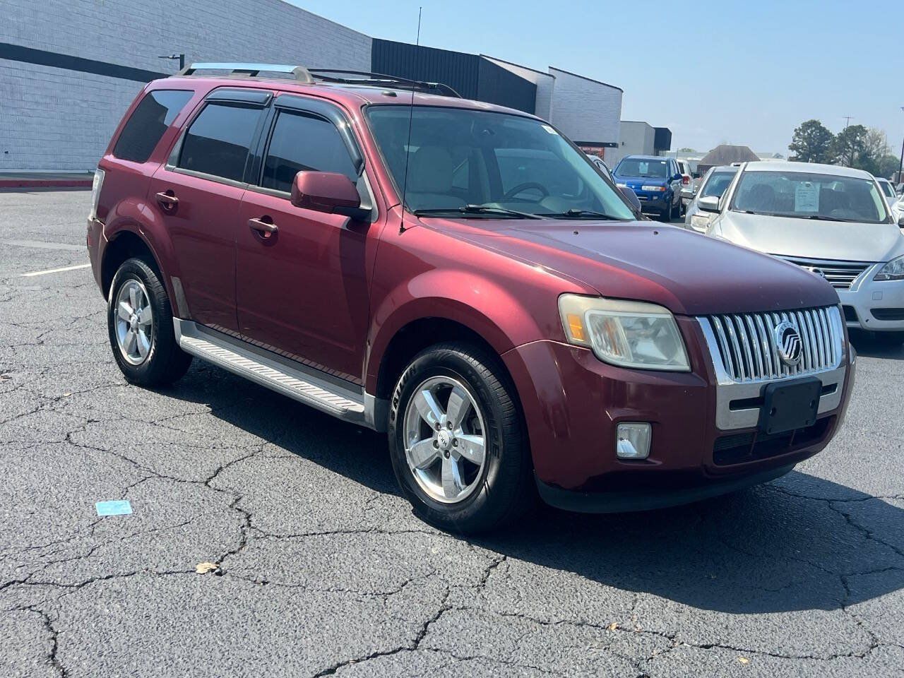 Used 2010 Mercury Mariner Premier FWD image 4