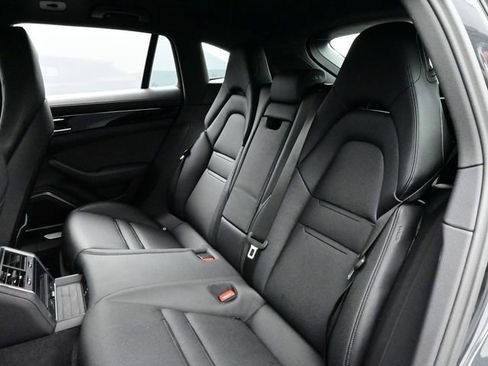 Certified 2023 Porsche Panamera 4 w/ Assistance Package AWD/4WD image 14