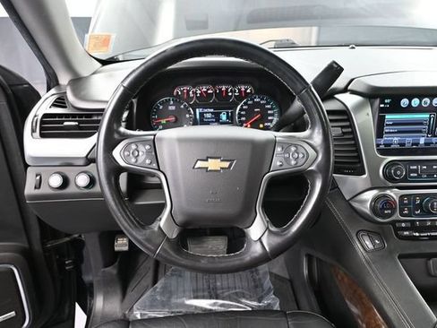Used 2019 Chevrolet Tahoe LT w/ RST Edition AWD/4WD image 32