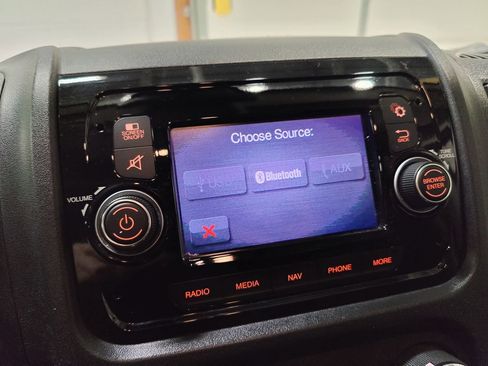 Used 2021 RAM ProMaster 3500 w/ Convenience Group image 29