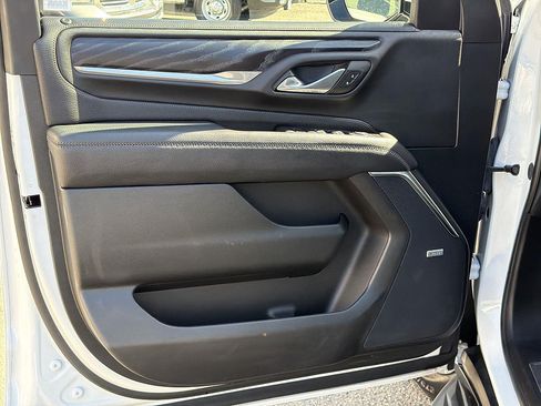 Used 2024 GMC Yukon Denali RWD image 22