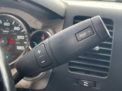Used 2013 Chevrolet Silverado 1500 LT AWD/4WD image 34