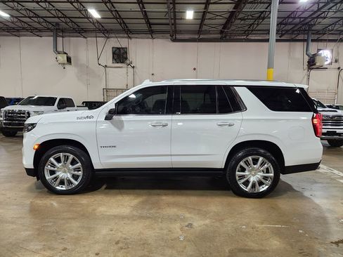 Used 2021 Chevrolet Tahoe High Country w/ Premium Package AWD/4WD image 7