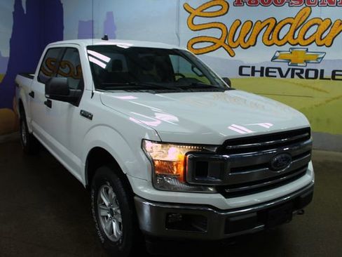 Used 2020 Ford F150 XLT image 2