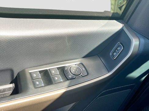 Used 2025 Ford F150 STX w/ Equipment Group 201A FX4 image 17