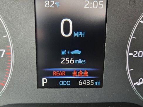 Used 2025 Toyota Corolla SE image 23