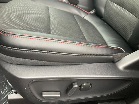 New 2026 Ford Escape ST-Line w/ Tech Pack #1 image 9