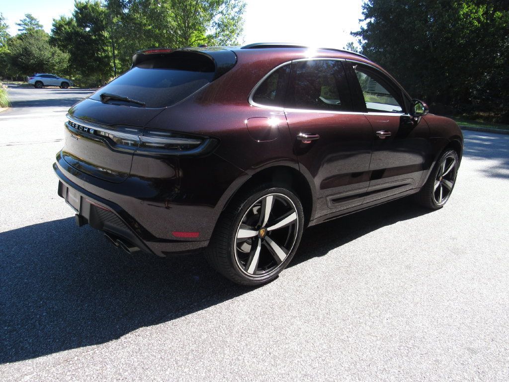 Certified 2026 Porsche Macan AWD/4WD image 7