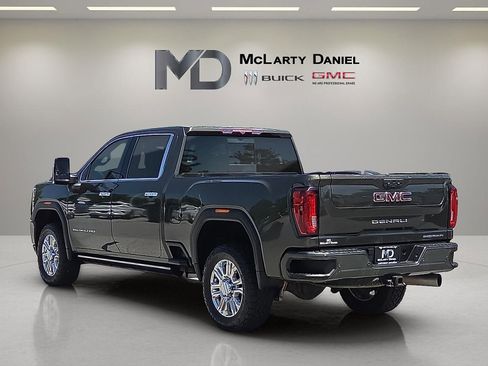 Used 2022 GMC Sierra 2500 Denali AWD/4WD image 4