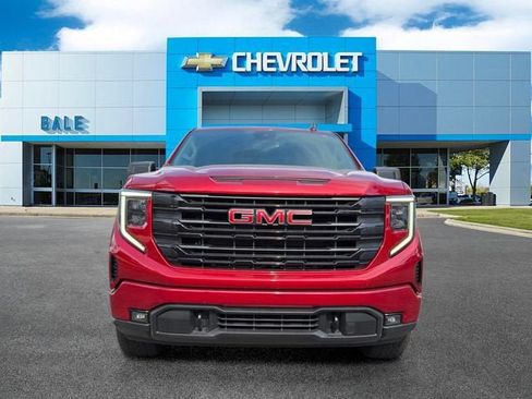 Used 2024 GMC Sierra 1500 Elevation AWD/4WD image 8