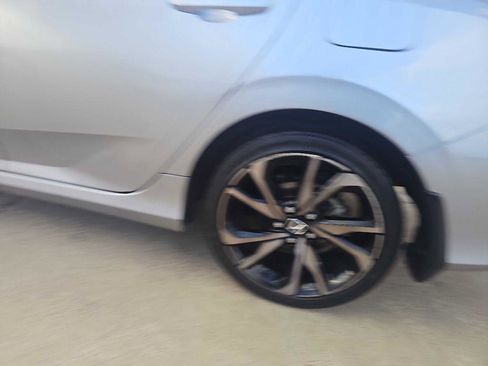 Used 2020 Honda Civic Sport image 11