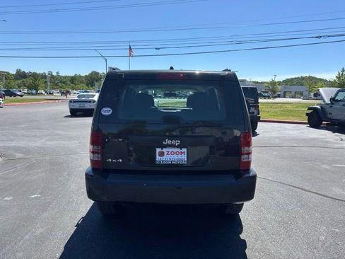 Used 2012 Jeep Liberty Sport w/ Driver Convenience Group AWD/4WD image 7