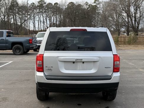 Used 2011 Jeep Patriot Latitude image 6