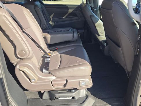 Used 2023 Honda Odyssey Touring image 8