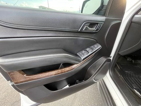Used 2015 Chevrolet Suburban LS w/ Max Trailering Package RWD image 10