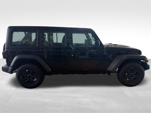 Used 2023 Jeep Wrangler Sport image 4